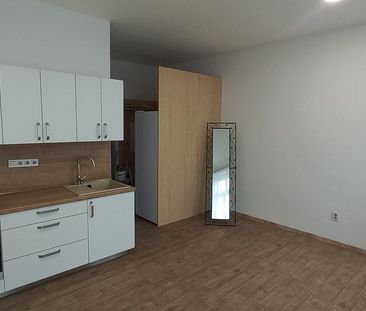 Pronájem bytu 1+kk 29 m² - Photo 3