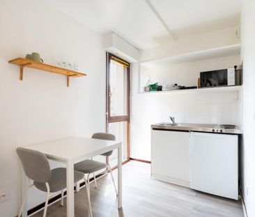 Location Appartement 1 pièce Meublé 21m² ANNECY 74000 - Photo 3