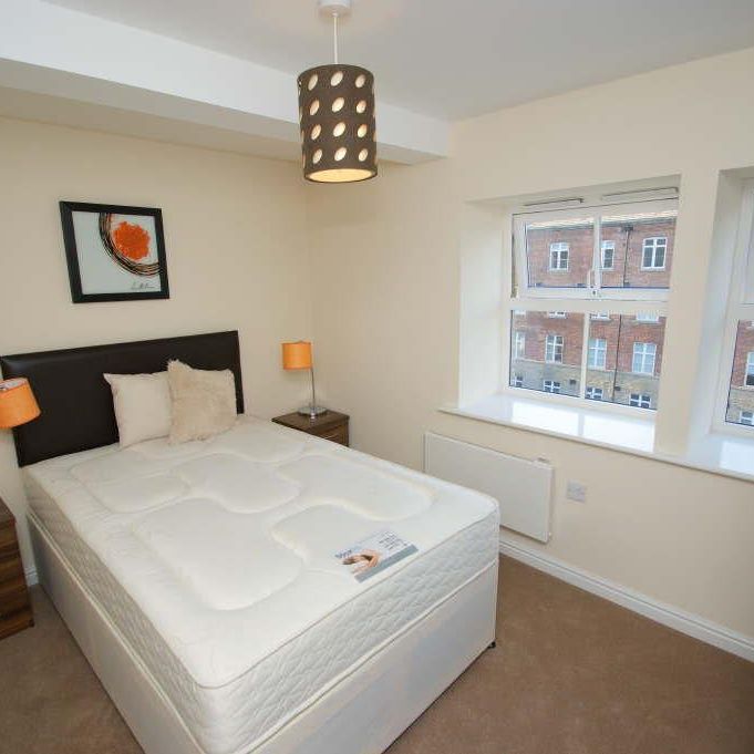 2 bedroom flat to rent - Photo 1