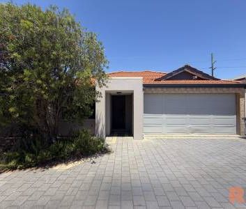 Low Maintenance 3x2 Unit in Small Complex - Photo 2