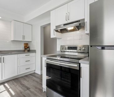 For Lease - 34 Compton Crescent Unit# Main, Toronto, Ontario - Photo 6