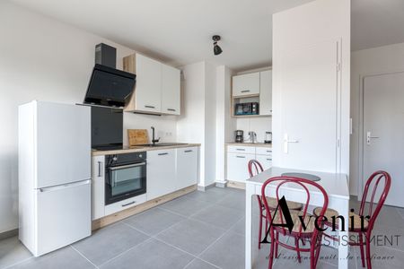 JEAN JAURÈS - Appartement T2 - 42 M2 - MEUBLE - GARAGE , Lyon - Photo 2