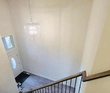 For Lease - 2633 Bobolink Lane, London South, Ontario - Photo 3