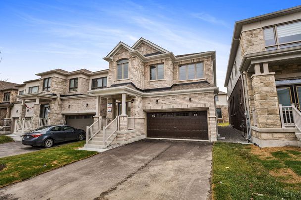 For Lease - 11 Gemini Drive, Barrie, Ontario - Photo 1