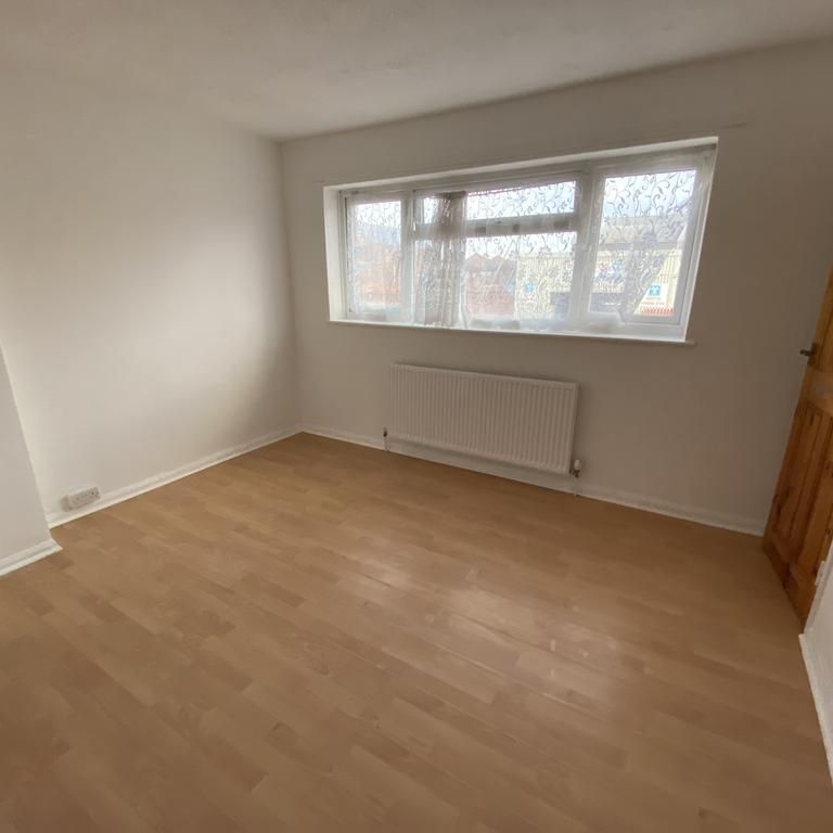 3 bedroom house to rent - Photo 1