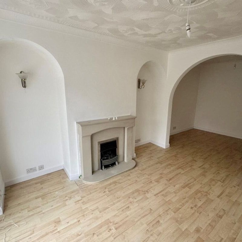 Mayville Avenue - Photo 1