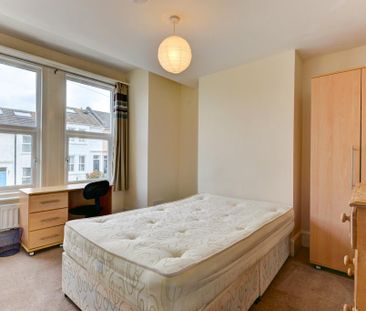 6 bedroom house to rent - Photo 3