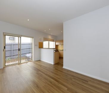 3/28 Westbrook Street, Chadstone VIC 3148 - Photo 1