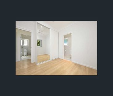 Stylish Villa-Style Living in a Peaceful and Convenient Location - Photo 2