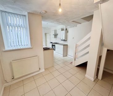 High Street, Caeharris, MERTHYR TYDFIL - Photo 2