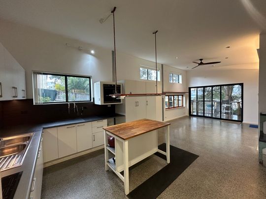 21a Lawarra Street, Port Kembla - Photo 1