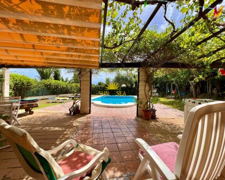 FOR RENT VILLA WITH 6 BEDROOMS, HUGE PLOT WITH PRIVATE SWIMMING POOL IN TORREVIEJA - ALICANTE - Photo 4