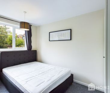 5 bed house to rent in The Nook, Wivenhoe - Photo 3