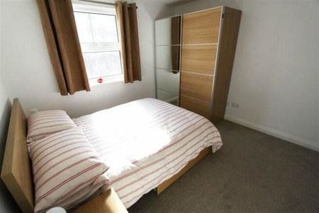 Chandlers Court, Briton Street, SO14 - Photo 3