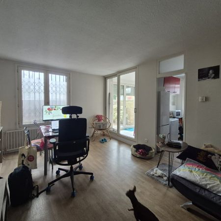 Location Appartement 2 pièces 52m² VILLENEUVE D ASCQ 59650 - Photo 4