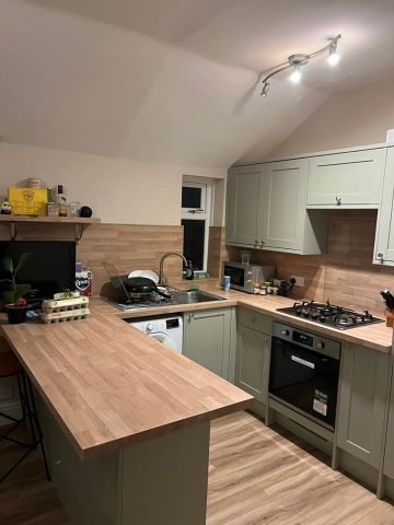 2 Bed Flat, Belmont Road, BS6 - Photo 2