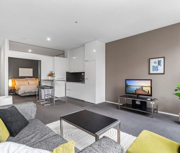 Live in the Heart of Melbourne - Photo 2