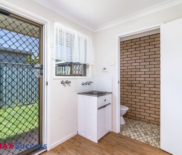 2/208 Tor Street, Rockville QLD 4350 - Apartment For Rent | Domain - Photo 6