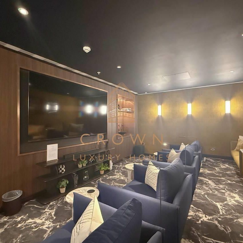 Menara Point, Twelve Trees Park, WesHam - Photo 1