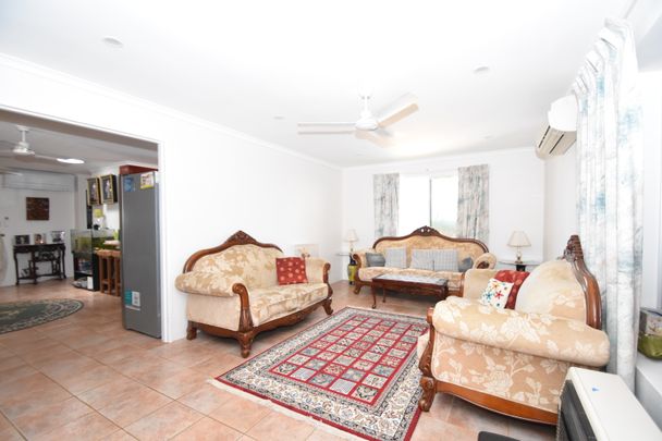 Pool and Garden Service Included in Rent - Photo 1