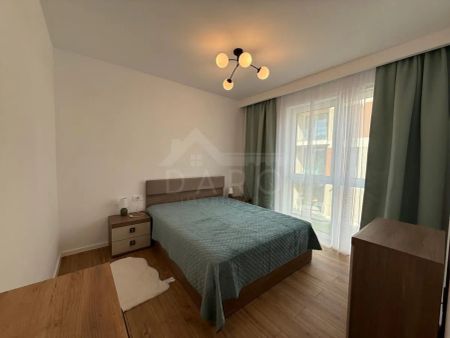 Inchiriez apartament cu 2 camere , bloc nou - Photo 4