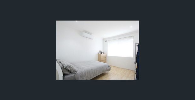 STYLE AND LOCATION - Photo 1