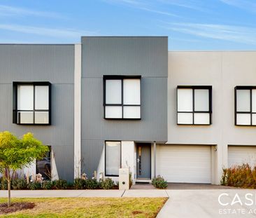 88 Hikari Crescent, Cranbourne South - Photo 1