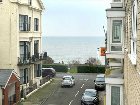 2 bedroom apartment to rent - Photo 3
