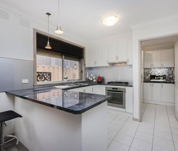 174 Sunshine Avenue, Kealba VIC 3021 - Photo 4