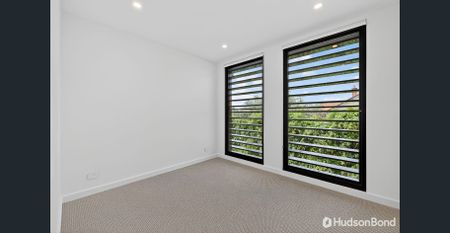 Brand New Luxury Townhouses on Prestigious Ruckers Hill, Northcote. - Photo 5