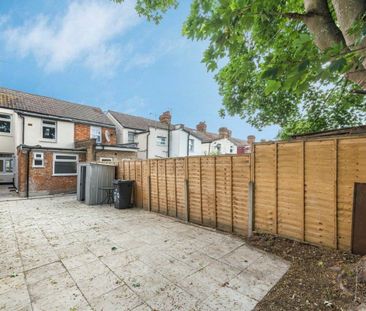 Clarence Street, Southall, UB2 - Photo 3