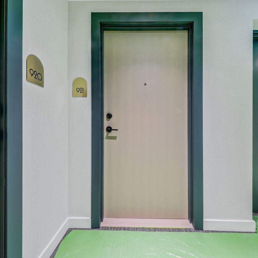 For Lease - 181 Sterling Road Unit# 921, Toronto, Ontario - Photo 1