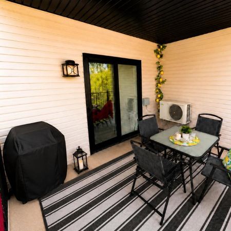 4½ MODERNE À LOUER | 2 STATIONNEMENTS | PRÈS DU CHUS - Photo 4