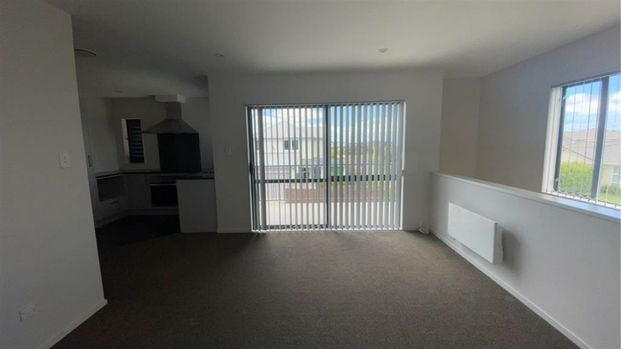 In the Hub of Takanini - Photo 1