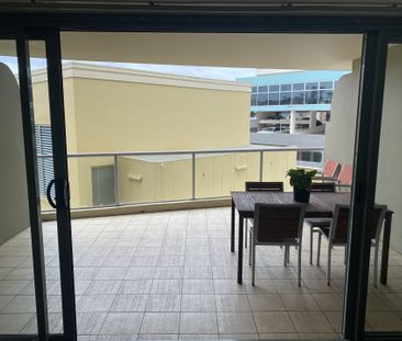 401B/9-15 Central Avenue, Manly, NSW 2095 - Photo 6