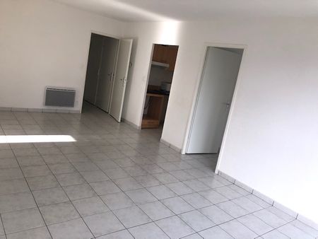 Appartement 4 pièces à - Photo 4