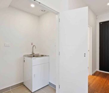 lot 5-Brand New Home (2 Bedrooms + Study, 1 Ba... - Photo 4