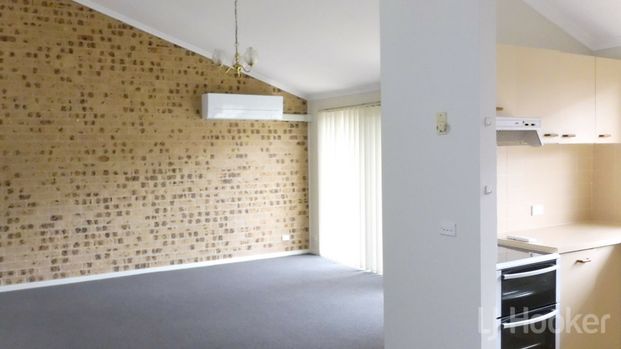 Neat 2 Bedroom Townhouse - Photo 1