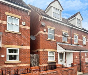 3 bedroom semi-detached house to rent - Photo 1
