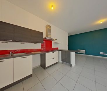 Location Appartement 2 pièces 90m² POITIERS 86000 - Photo 2