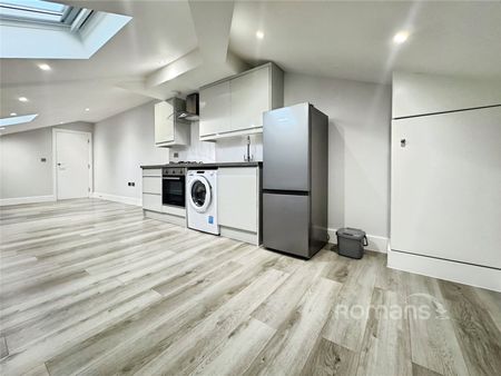 apartment to rent - Photo 2