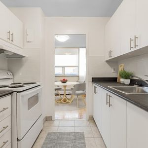 25 Stong Court - Photo 2