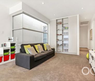 Open the Door To Luxury Coastal Living - Photo 3