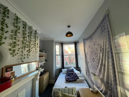 8 Bed Terraced House, Arthur Street, NG7 - Photo 4