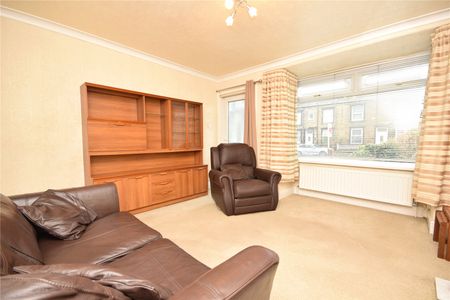 11, Asquith Avenue, Morley, Leeds, West Yorkshire, LS27 9QA - Photo 5