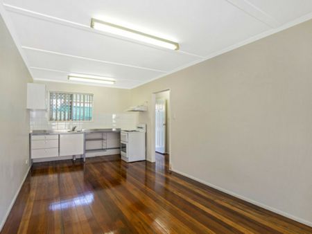 4/16 Norman Drive, Chermside QLD, Belconnen - Photo 3