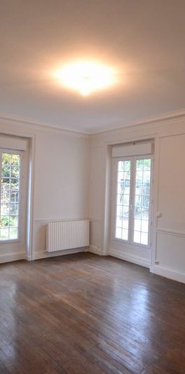 Location Maison 6 pièces 175m² NANTES 44000 - Photo 1