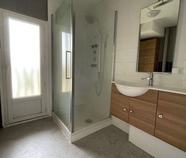 Location Appartement 3 pièces 61m² SAUMUR 49400 - Photo 3