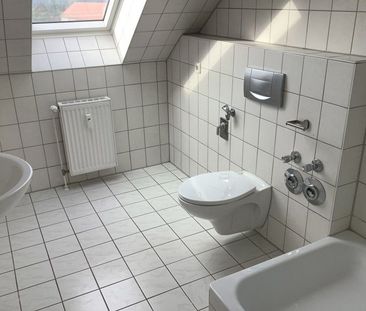 Zuhause fühlen: ansprechende 1,5-Zimmer-Dachgeschosswohnung - Photo 5