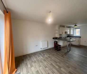 3 bedroom terraced house to rent - Photo 5